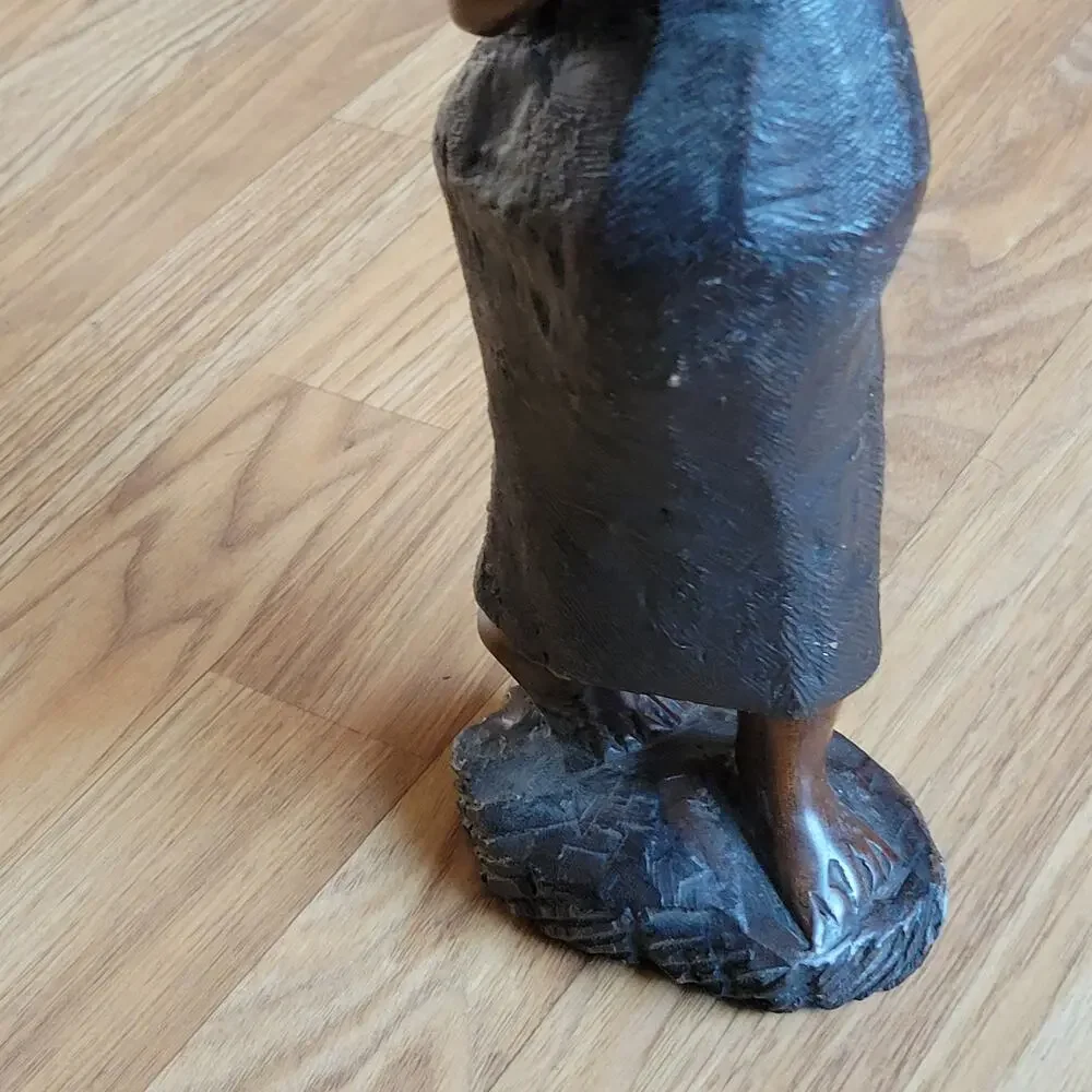 Vintage iron wood carving African women with child figurine sculpture